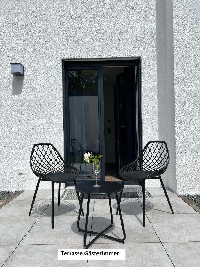 "Auslese 54" -Direkt Am Moselufer- Gaestezimmer & Ferienwohnung 트라벤트라바흐 외부 사진