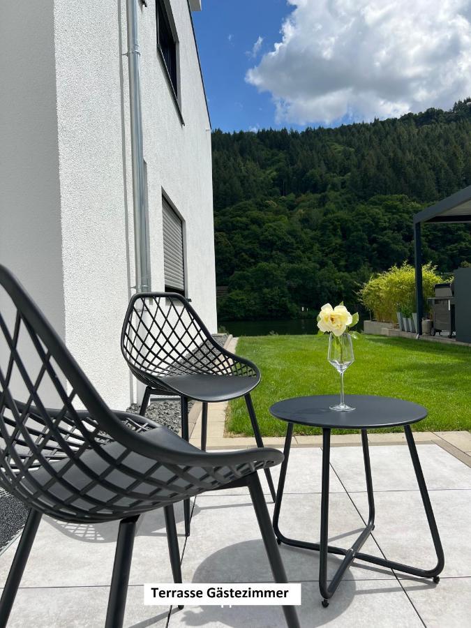 "Auslese 54" -Direkt Am Moselufer- Gaestezimmer & Ferienwohnung 트라벤트라바흐 외부 사진